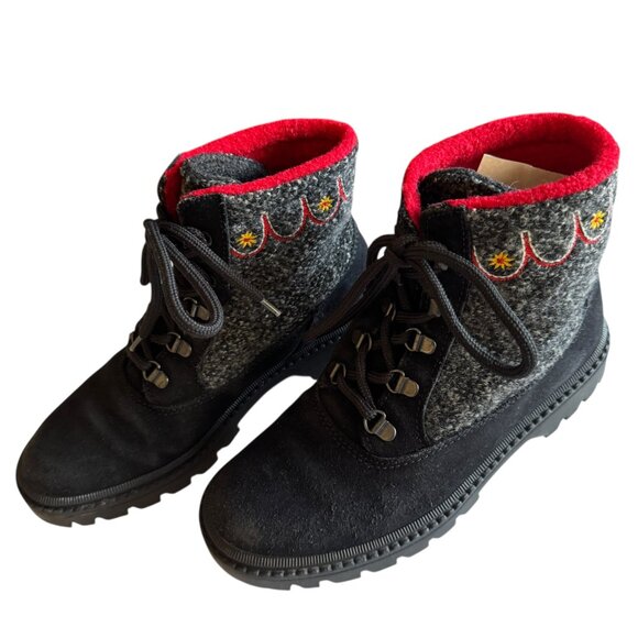 Vtg L.L.Bean Suede Wool Lace Up Ankle Boots Embroidered Italy Made Nordic Style - Picture 2 of 16